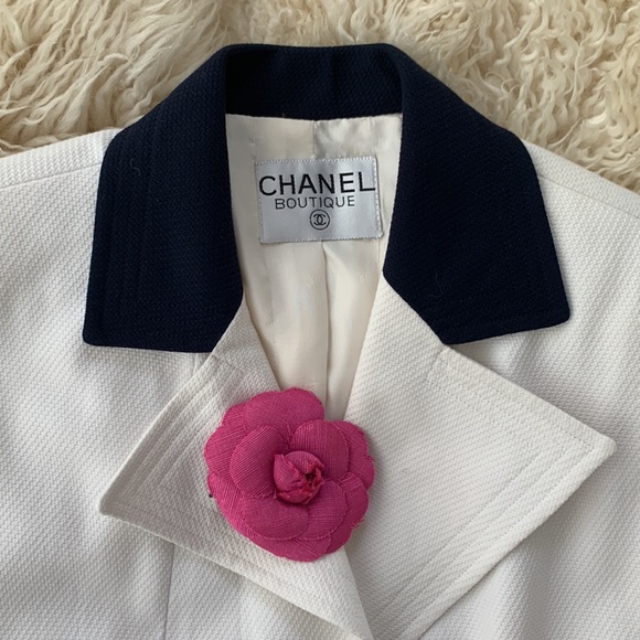 Chanel nautical blazer EUC - size 40 - Picture 2 of 4
